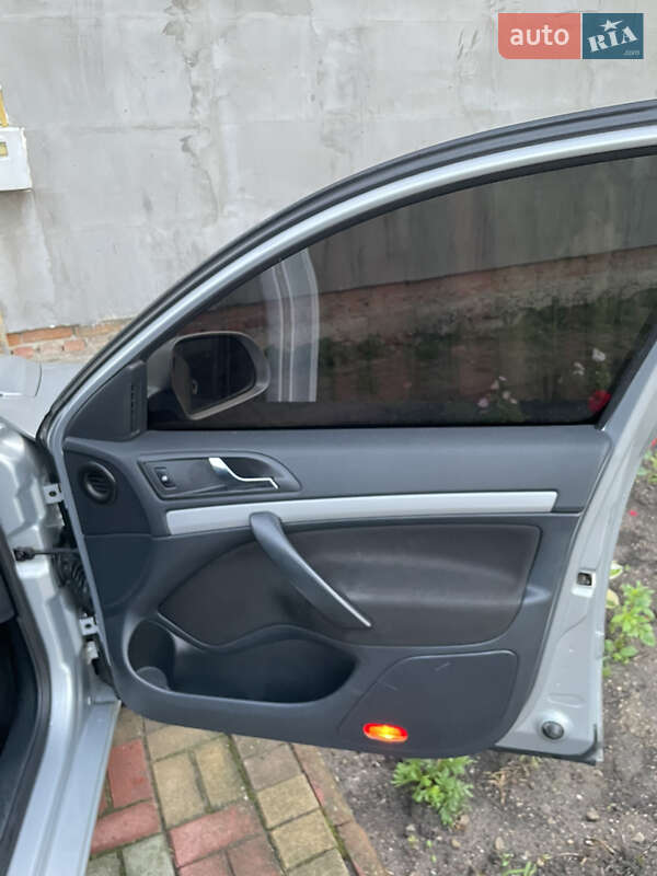 Универсал Skoda Octavia 2013 в Хмельницком