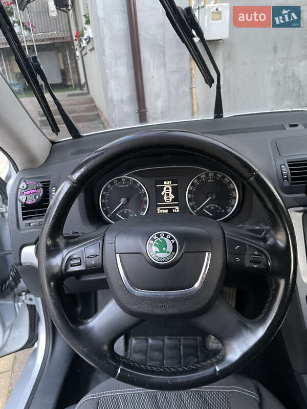 Универсал Skoda Octavia 2013 в Хмельницком