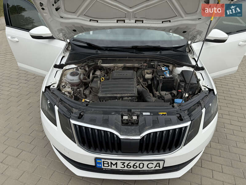 Лифтбек Skoda Octavia 2019 в Сумах