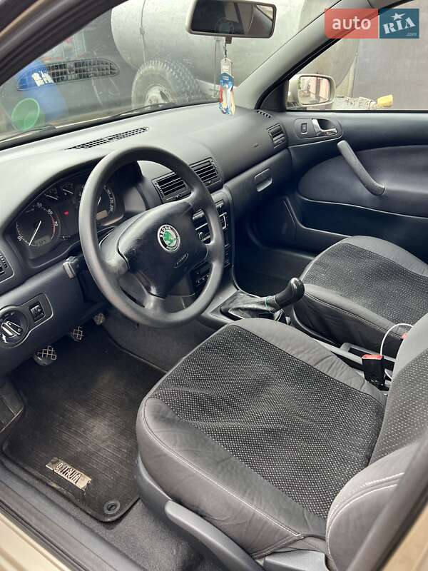 Універсал Skoda Octavia 2004 в Львові