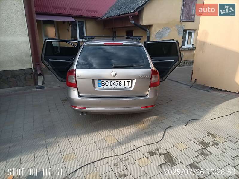 Універсал Skoda Octavia 2008 в Городку