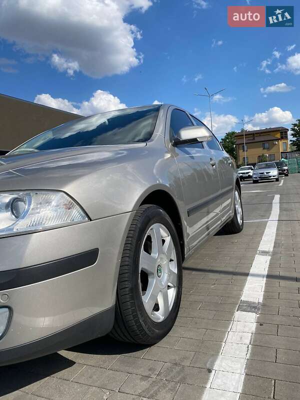 Ліфтбек Skoda Octavia 2007 в Первомайську