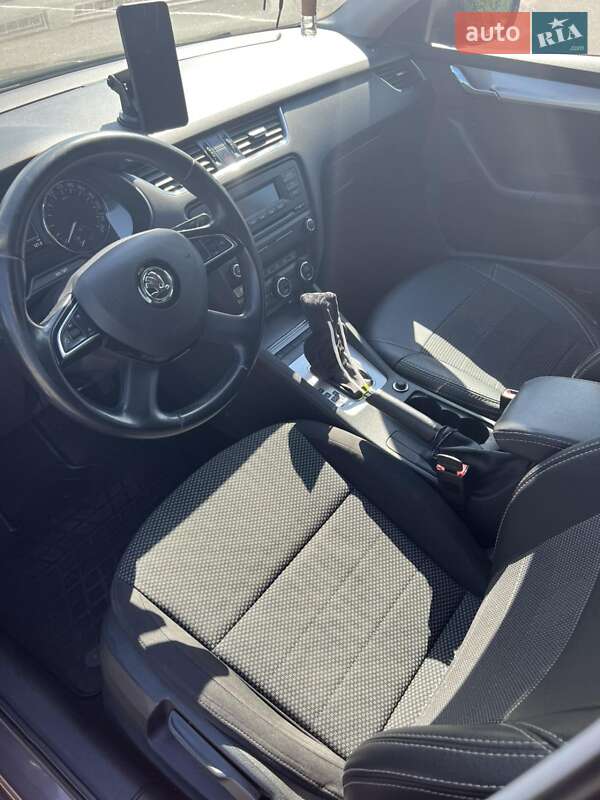 Лифтбек Skoda Octavia 2014 в Кропивницком