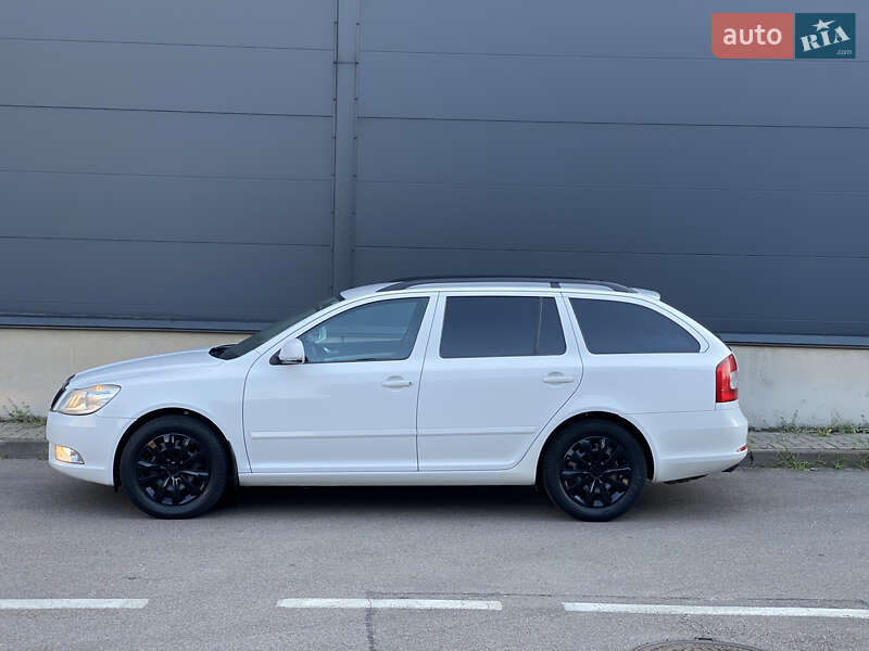Універсал Skoda Octavia 2009 в Києві