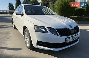 Лифтбек Skoda Octavia 2019 в Ивано-Франковске