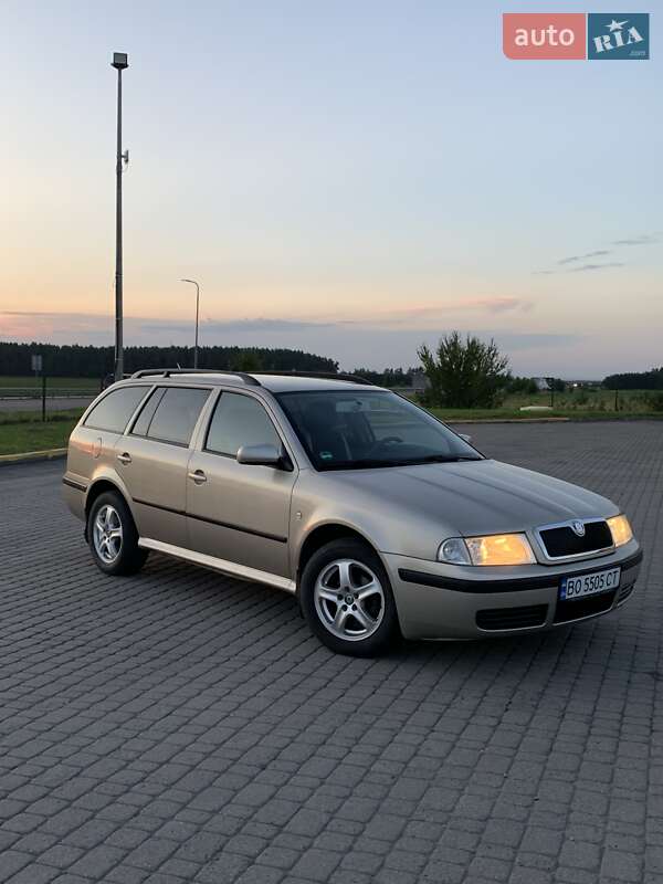 Універсал Skoda Octavia 2005 в Радивиліві