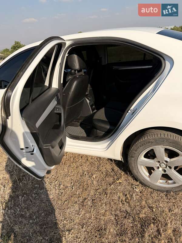 Лифтбек Skoda Octavia 2016 в Краматорске