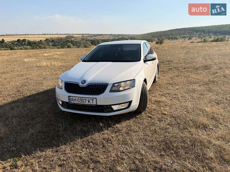 Лифтбек Skoda Octavia 2016 в Краматорске