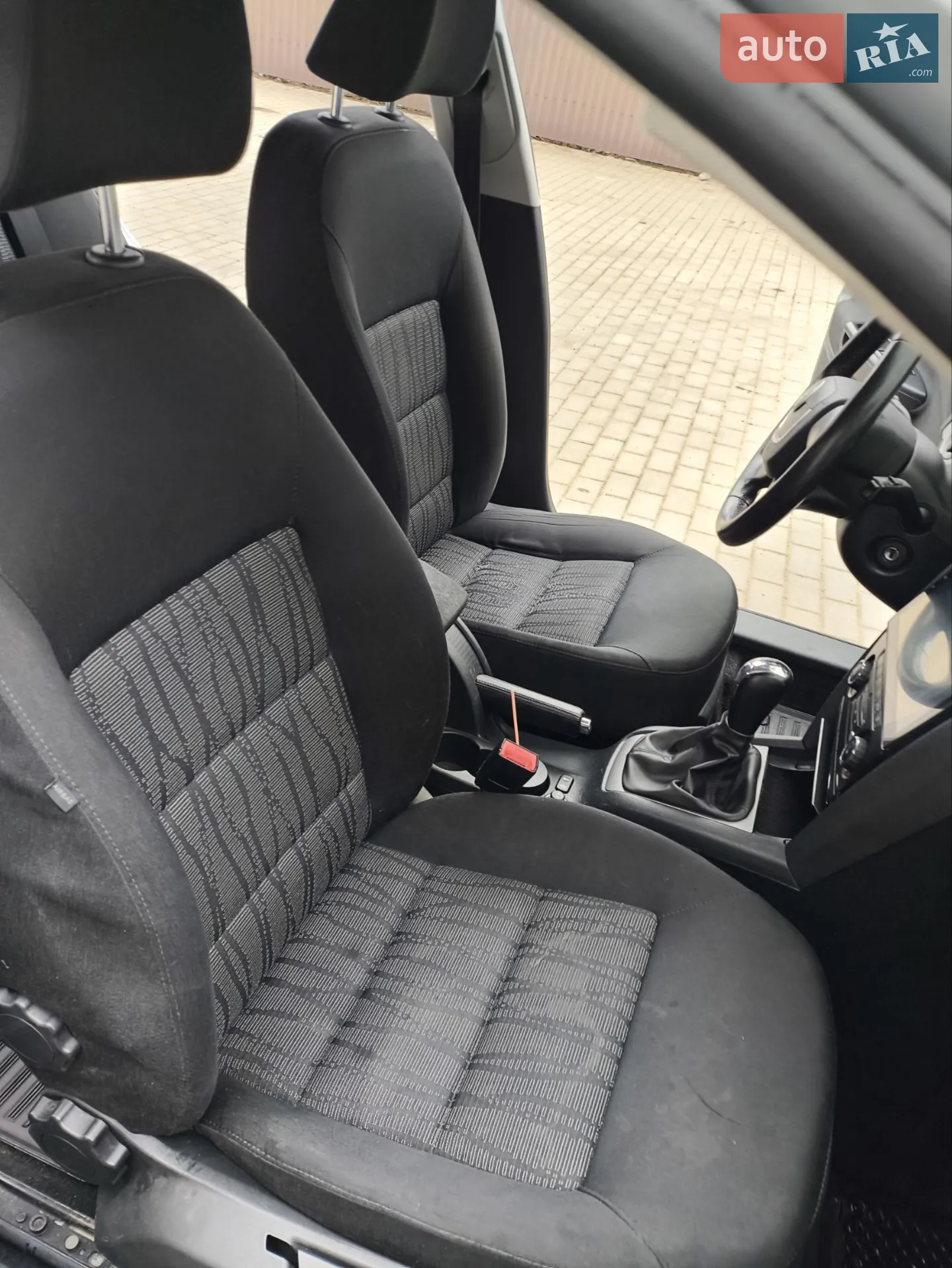 2010 Skoda Octavia - мініатюра 10