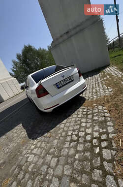 Ліфтбек Skoda Octavia 2011 в Дніпрі