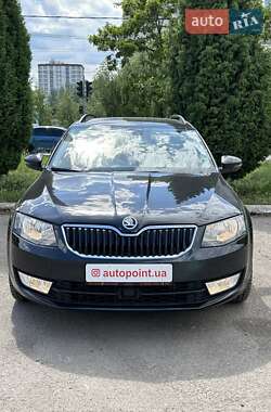 Универсал Skoda Octavia 2016 в Белогородке