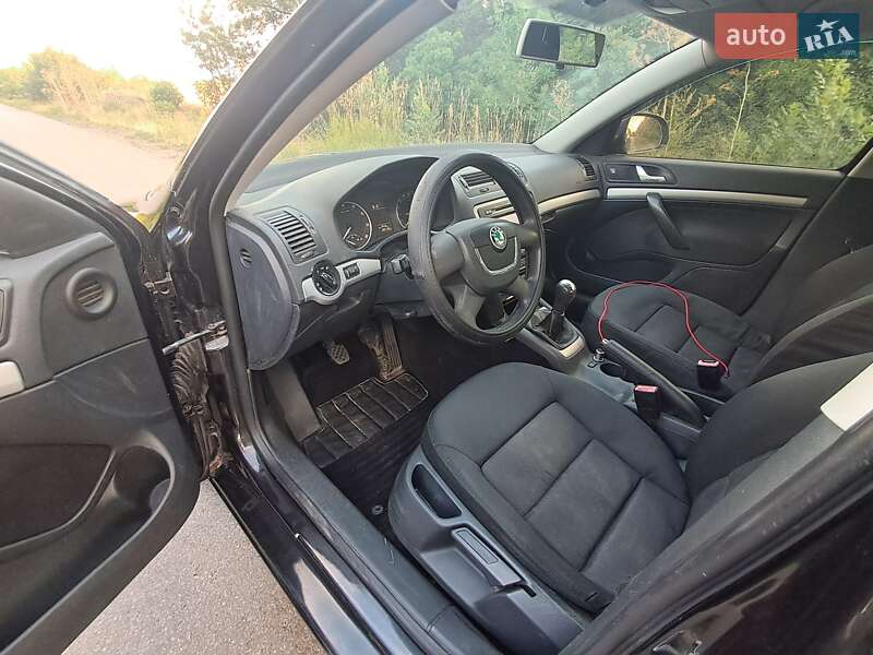 Универсал Skoda Octavia 2010 в Новом Буге фото 11 Универсал Skoda Octavia 2010 в Новом Буге