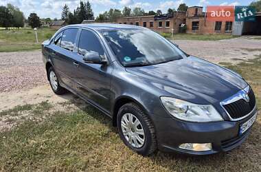 Лифтбек Skoda Octavia 2009 в Ромнах