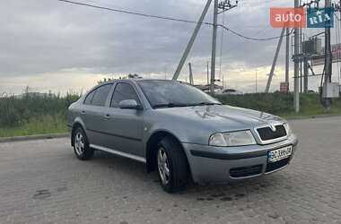 Лифтбек Skoda Octavia 2003 в 