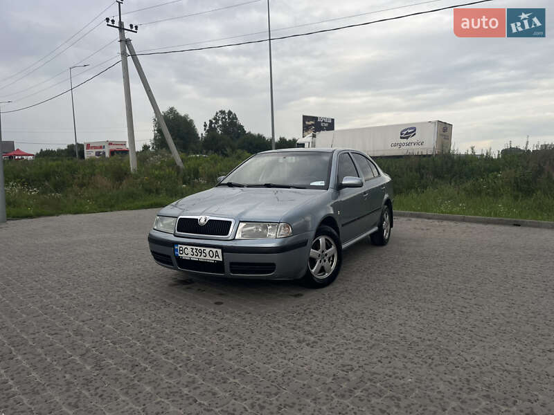 Ліфтбек Skoda Octavia 2003 в Львові