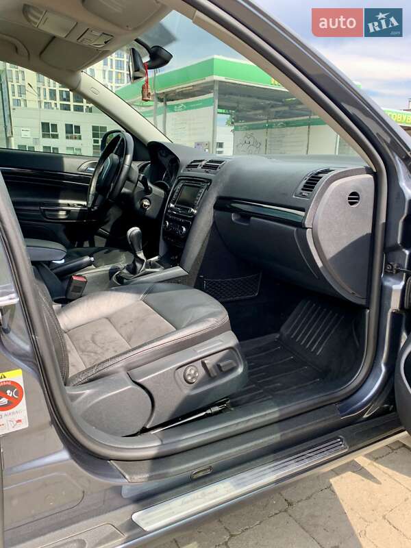 Універсал Skoda Octavia 2010 в Івано-Франківську