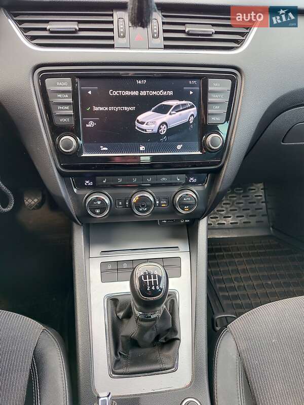 Універсал Skoda Octavia 2015 в Миргороді