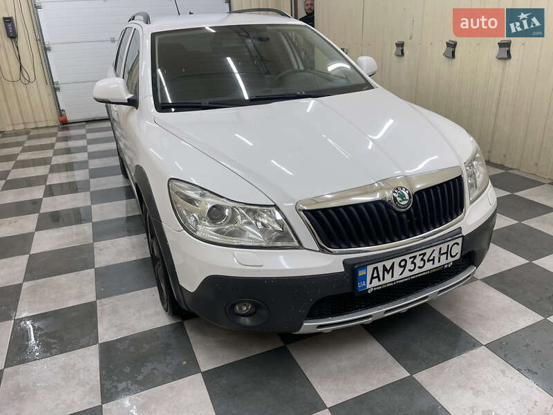 Универсал Skoda Octavia 2012 в Олевске