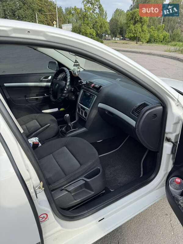 Ліфтбек Skoda Octavia 2006 в Кривому Розі