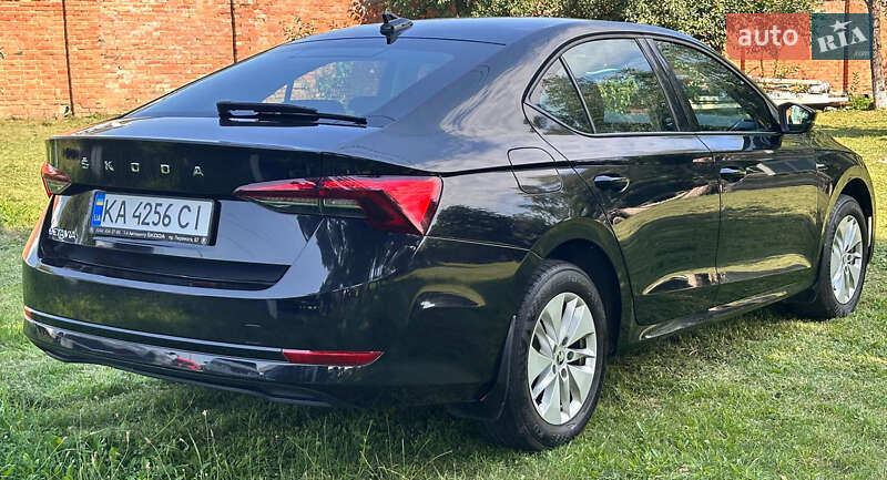 Ліфтбек Skoda Octavia 2021 в Чернівцях