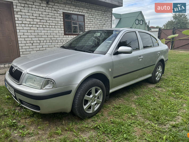 Лифтбек Skoda Octavia 2006 в Кролевце