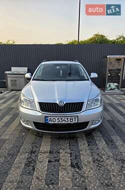 Универсал Skoda Octavia 2012 в Ужгороде