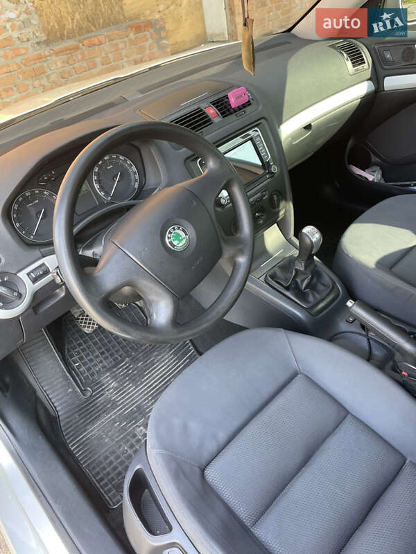 Ліфтбек Skoda Octavia 2006 в Андрушівці