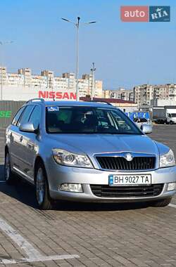 Універсал Skoda Octavia 2010 в Одесі