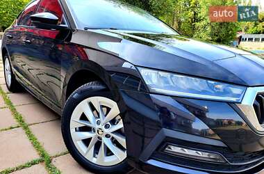 Лифтбек Skoda Octavia 2022 в Кривом Роге