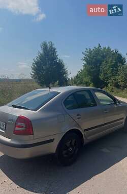 Лифтбек Skoda Octavia 2008 в 