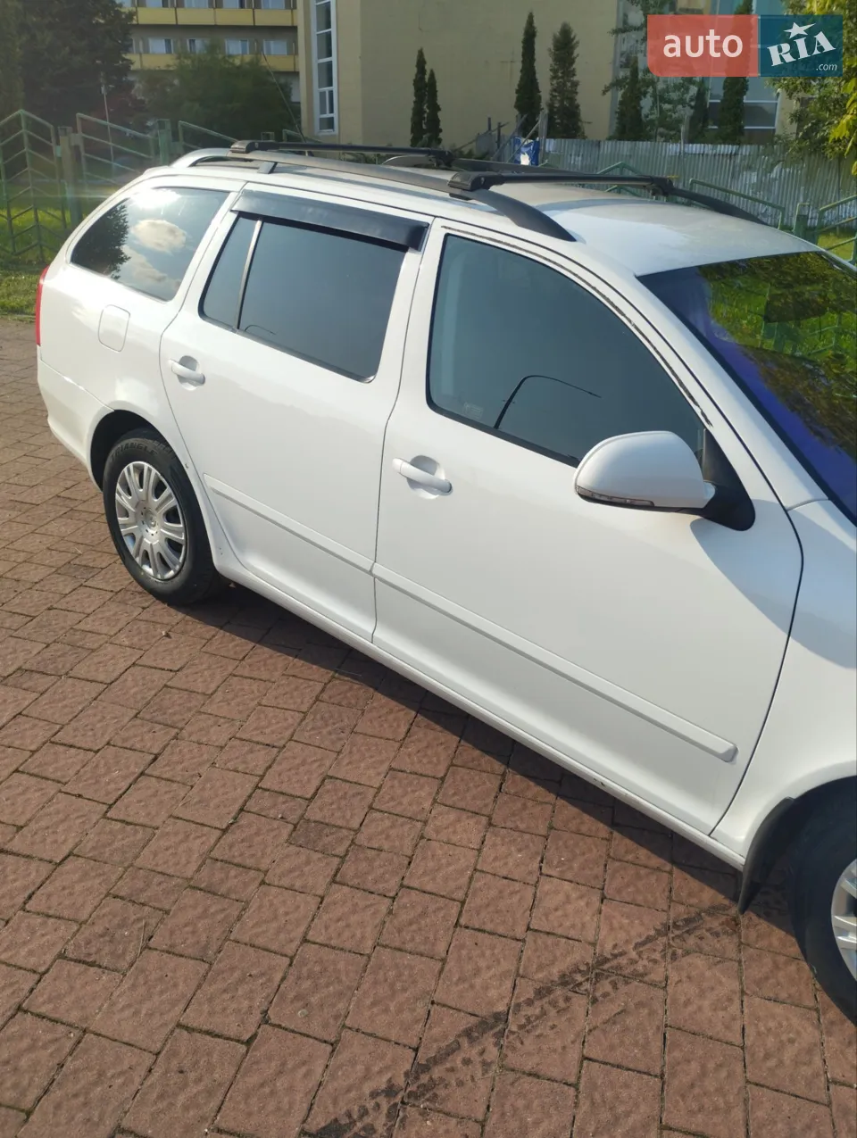 2010 Skoda Octavia - мініатюра 29