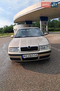 Лифтбек Skoda Octavia 2005 в Перещепине