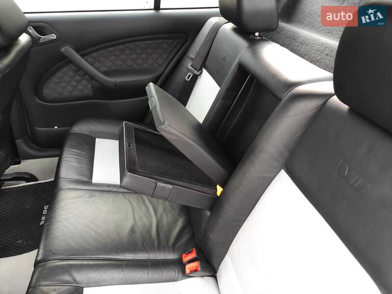 Лифтбек Skoda Octavia 2002 в Днепре