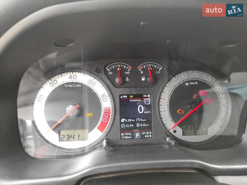 Лифтбек Skoda Octavia 2002 в Днепре