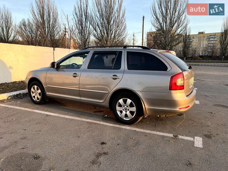 Универсал Skoda Octavia 2012 в Днепре