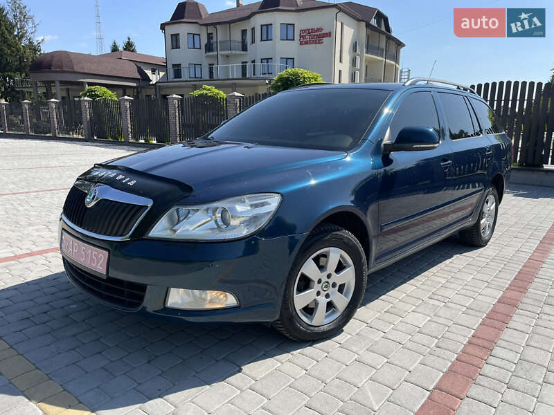 Универсал Skoda Octavia 2011 в 