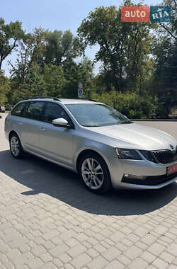 Универсал Skoda Octavia 2019 в Кривом Роге