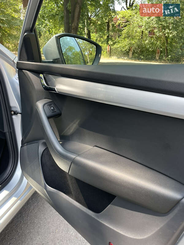 Універсал Skoda Octavia 2019 в Кривому Розі фото 28 Універсал Skoda Octavia 2019 в Кривому Розі