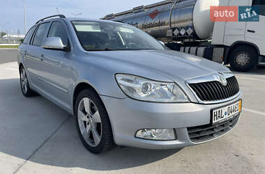 Універсал Skoda Octavia 2009 в Острозі