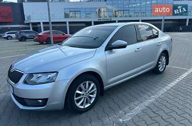 Лифтбек Skoda Octavia 2016 в Киеве
