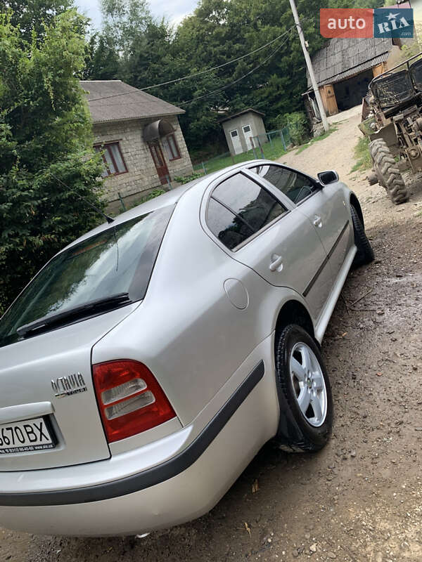 Лифтбек Skoda Octavia 2007 в Ужгороде