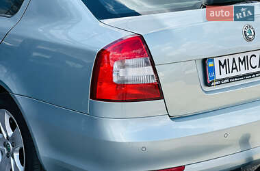 Лифтбек Skoda Octavia 2009 в 
