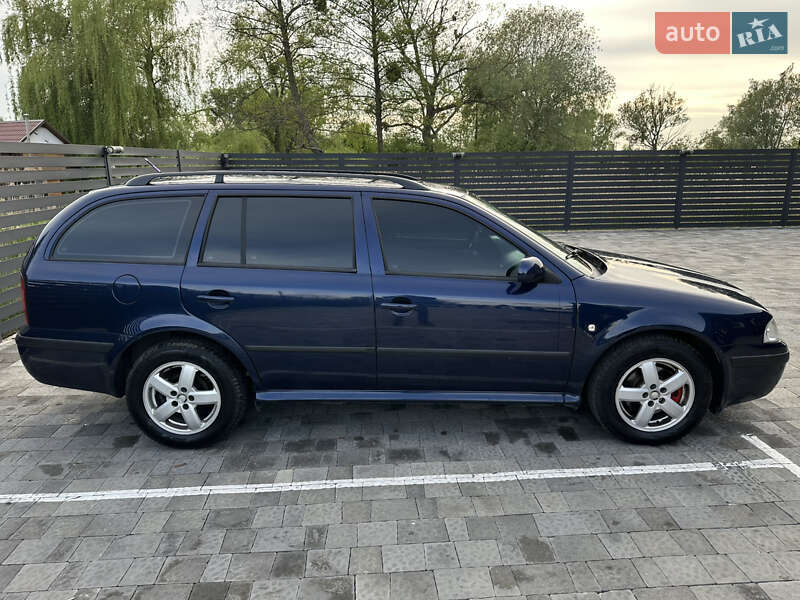 Универсал Skoda Octavia 2001 в Львове