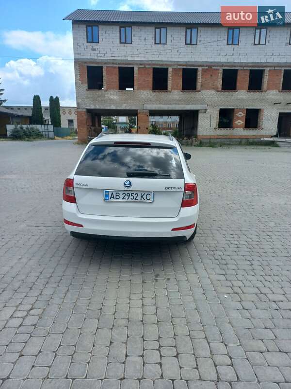 Универсал Skoda Octavia 2014 в Ильинцах