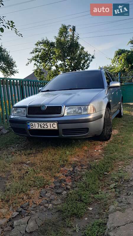 Універсал Skoda Octavia 2003 в Полтаві