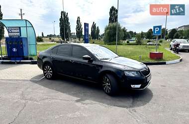 Лифтбек Skoda Octavia 2015 в Вараше