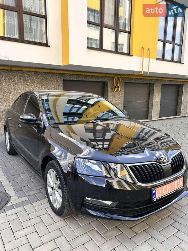 Лифтбек Skoda Octavia 2019 в Ивано-Франковске