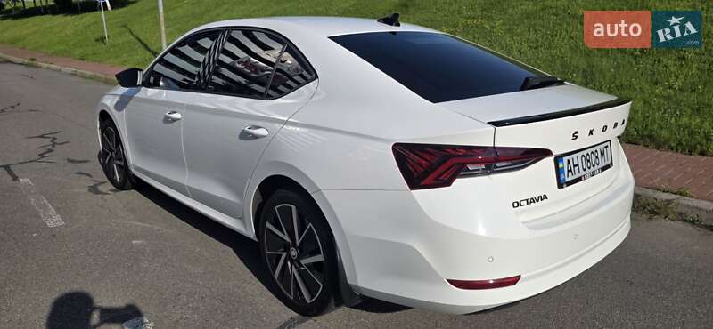 Лифтбек Skoda Octavia 2023 в Киеве