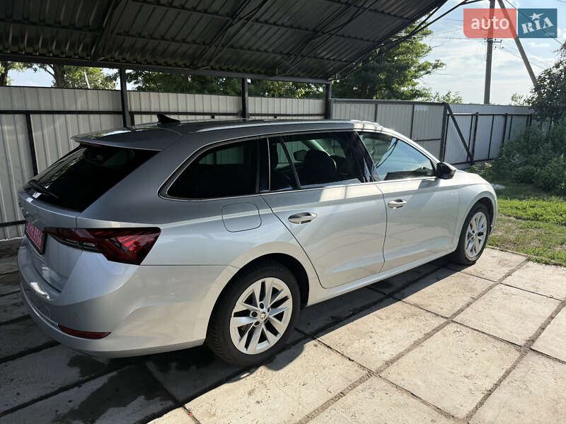 Универсал Skoda Octavia 2022 в Киеве
