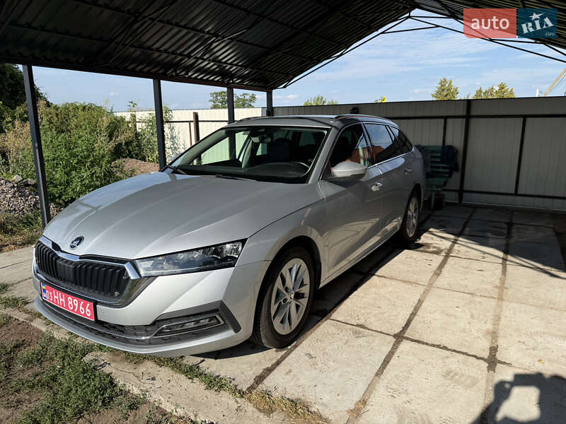 Универсал Skoda Octavia 2022 в Киеве
